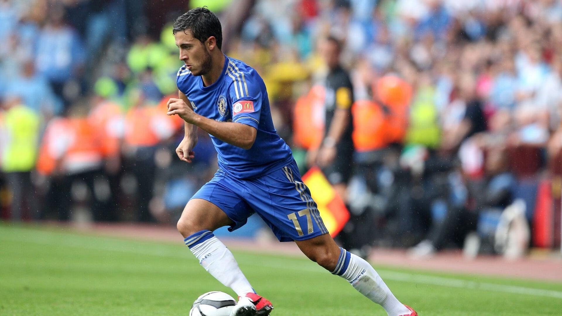 网球公开赛吸引众多观众到场